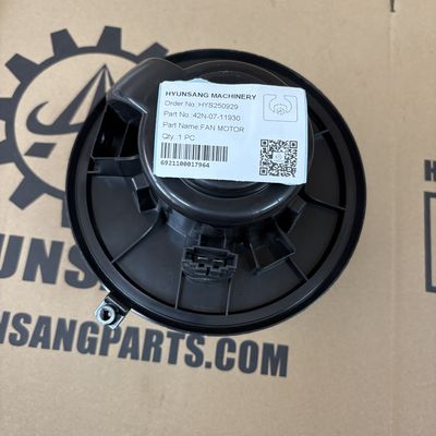 Hyunsang Excavator Parts FAN MOTOR 42N-07-11930 For WB146 WB146PS  WB156 WB156PS